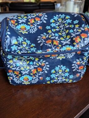 Vera Bradley Chandelier Floral Lunch Tote